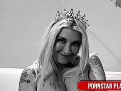 this beautiful curvy blonde leya falcons tight spot begs for big dildos in close up homemade solo video