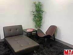 behind the scenes look at mac needs sex therapy episode 2