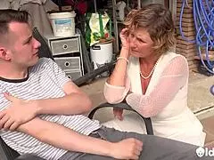 Milf cowgirl and blowjob with sam bourne