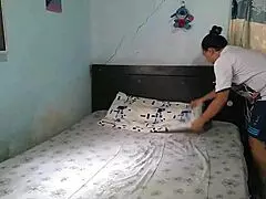 I give a good session to the pregnant woman to calm her, she loves feeling my touch on her wet area