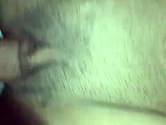 Bu büyük memeli milf azgın olgun dev götlü memelerini sergilemeye hazır