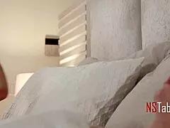 nuori poikapuoli nussi blondi äitipuolta!