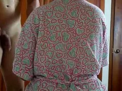 変態義理息子のムラムラを義母が手伝ってチンポ下ろし