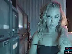 Petite MILF blonde Nicole Aniston shows off her incredibly hot body in this scene.