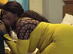 Laila Cata seduces with deepthroat sucking