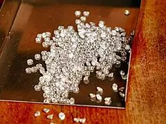 A Voyeurs View Of A Marilyn Monroe Blowjob For Diamonds