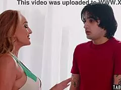 Mature stepmom wendy raine gives stepson exactly what he has been craving 😏