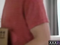 Perverted Guy Delivered The Package To The Hot MILF