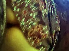 תחת סקסי של נטשה מקבל תשומת לב בסיפור יומיומי