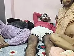 Who licks milf pussy and sucks asshole in maa-beti or nokar roleplay?