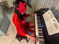 Milfycalla Compilation - Fetish Romantic Blow-Jobs Latina Cum-Slut With Big-Ass Shorts