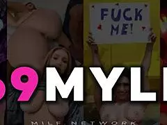 hey, hot ebony milf in my court at the gym, wanna fuck? 😏