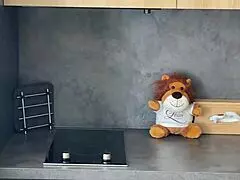 Alia vyskúšala spodnú bielizeň a letné šaty s kalhotkami aj bez perfektné telo tesná oholená pička drobná milfka 18+