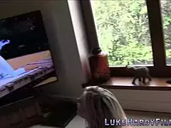 Καυτή Βρετανίδα MILF με γεμάτα βυζιά γαμιέται πισινάδα σε POV