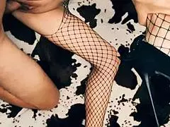 Skinny sexy gypsy milf 😍