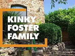 pov milf zlata shine and bonnie dolce suggest a horny threesome