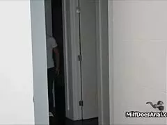 Cougar Wraps Perfect Booty In Lingerie For Anal