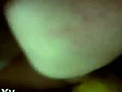 Girlfriend Latina remaja 18+ membongkok untuk kesedapan intens