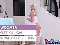 big tits blonde milf babe kaylee killion exposing beautiful curvy body 😍