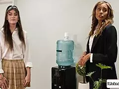 She Lets Me Lick Her Pussy!