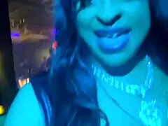 i saw carmen hayes showin her boobs in the strip club