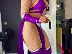 I fuck my big-assed stepmom as Starfire for Halloween