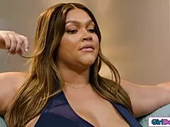 im luring my roomie in with my fap session in the livingroom 😏