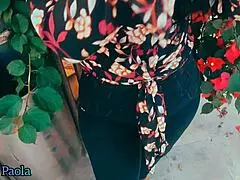 sexo por dinero capitulo 14 - ofreciendo dinero en la calle a culonas hermosas