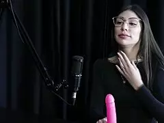 Veja a entrevista safada e cheia de putaria com a melina khalifa no porn cast brazil - parte 5 watch on sheer red