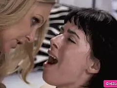 Busty lesbian milf licks and fingers brunette short haired teen 18+ julia ann olive glass