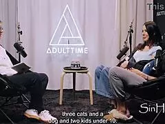 مقابلة شاي سايتس وريغان فوكس