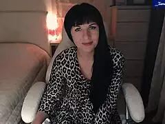 Tamarra Roman In Sexy Leopard Lets You Pet Her Kitty Anytime.