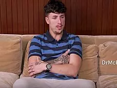 yo reagan foxx this family therapy threesome on sofa looks wild