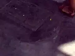 venezuelan milf shakes her huge juicy ass seductively