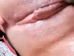 Me Vengo a Chorros Masturbándome con Seguidor Mexicano Dildo Bunny Cosplay