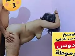arabian egyptian milf aunty gets her big pussy creampied by lover