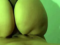 mi hermanastra no para hasta creampie: ¿crees que esta colombiana sabe domar?