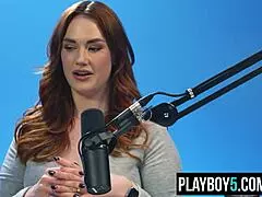 watch this hairy chubby bbw siri finger her wet beaver to orgasm