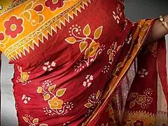 😍 hot indian bhabhi housewife bent over doggystyle creampied by neighbor! dripping wet hairy pussy 👅💦