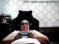 Gaming streamer milf gets horny fingering her wet pussy and big ass in pantyhose