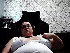 Gaming streamer milf gets horny fingering her wet pussy and big ass in pantyhose