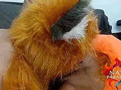 raposinha gets bent over doggystyle by raposao deepthroat cumswallow in car 😈💦