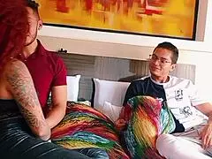 Přítelova latina milfka máma prosí o drsné stříkání do pusy a na kozy