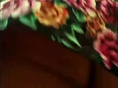 what's this latina madura seeking out on the street?