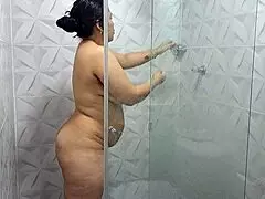 Wow, family sinners deliver delicious shower fuck!