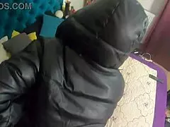 stepmom in leather leggings takes cum load with her broken heels on