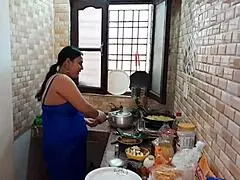 Jawani janeman's deepthroat on muscular bodybuilder's monster cock blows minds.