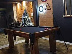 wanna bet high stakes on pool table loser pays with pussy?