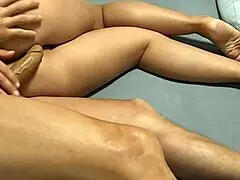 dude did you really condom up cuz that milf pussy was too loose to fill raw?