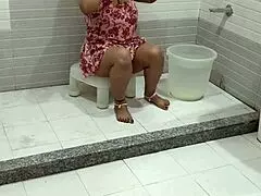 hey stepmom caught bathing so i grab her for rough fuck